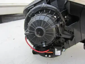 Foto de MOTOR CALEFACCION PORSCHE MACAN (95BA) referencia 8T0820521F