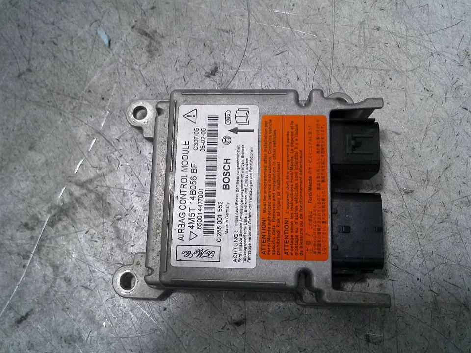 Foto de CENTRALITA AIRBAG FORD FOCUS BERLINA (CAP) 1.8 Flexifuel CAT (125 CV / 92 KW) referencia 1717369