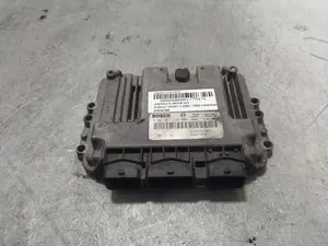 Foto de CENTRALITA MOTOR UCE RENAULT SCENIC II (JM) referencia 8200391966 foto 1