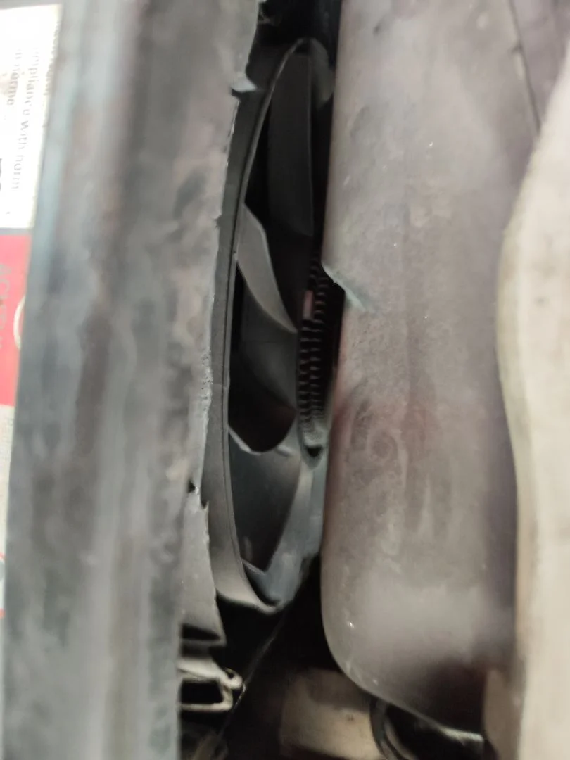 Foto de ELECTROVENTILADOR RADIADOR AIRE ACONDICIONADO AUDI A6 BERLINA (4B2) 2.5 V6 24V TDI (150 CV / 110 KW)