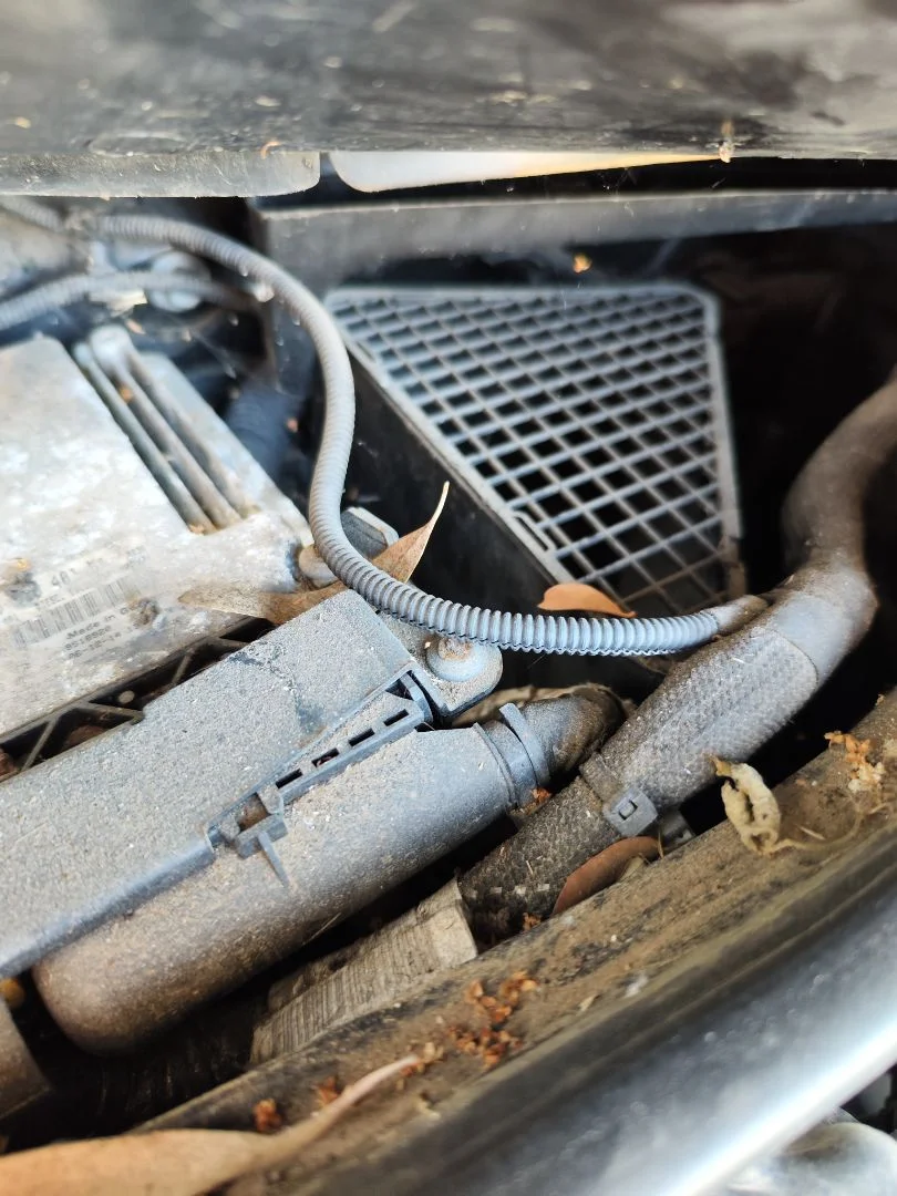 Foto de CAJA RELES / FUSIBLES AUDI Q7 (4L) 3.0 V6 24V TDI (233 CV / 171 KW)