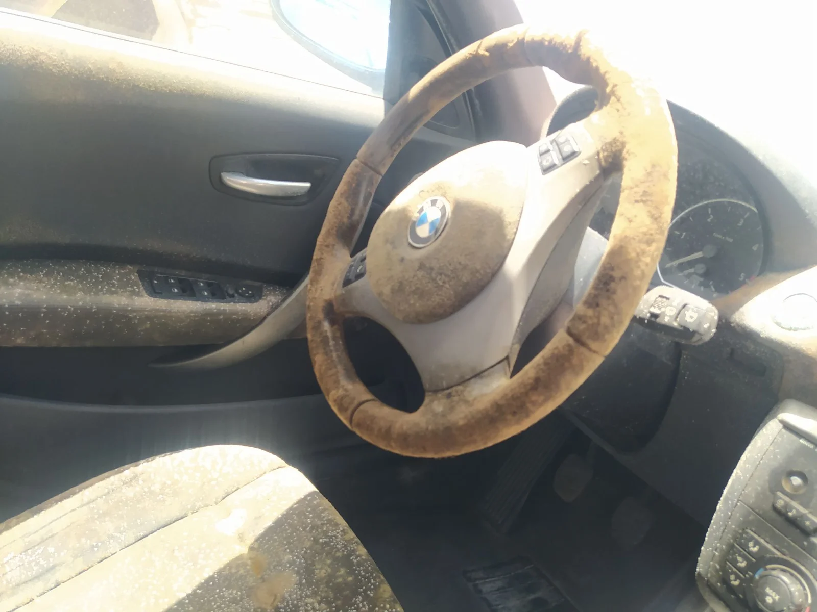 Foto de MANDO INTERMITENTES BMW SERIE 1 BERLINA (E81/E87) 2.0 16V Diesel CAT (122 CV / 90 KW)