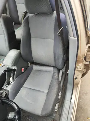 Foto de ASIENTO DELANTERO IZQUIERDO CHEVROLET LACETTI 1.6 CAT (109 CV / 80 KW) referencia 96471013