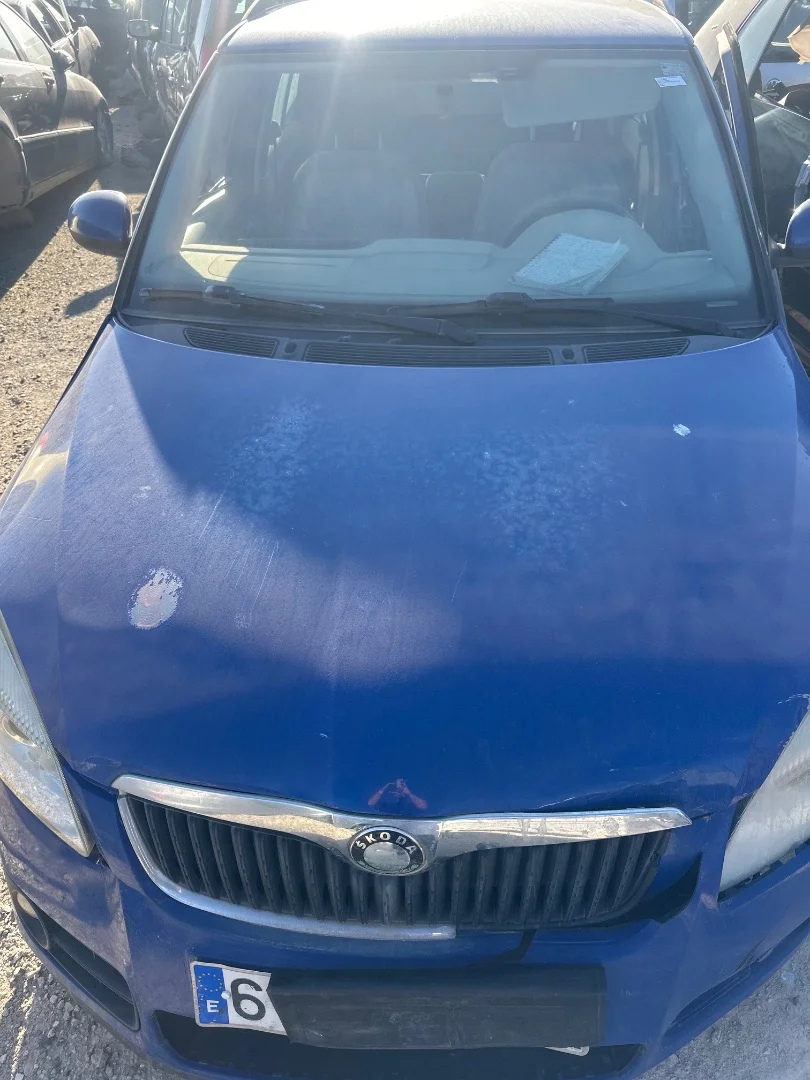 Foto de CAPO SKODA FABIA COMBI (5J5) 1.4 TDI (80 CV / 59 KW) referencia 5J0823031A