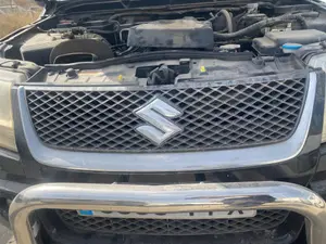 Foto de REJILLA DELANTERA SUZUKI GRAND VITARA (JB/JT) 2.0 16V CAT (140 CV / 103 KW)
