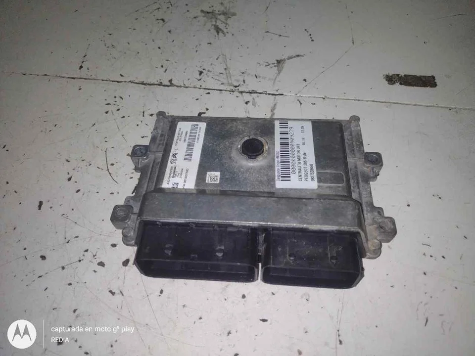 Foto de CENTRALITA MOTOR UCE PEUGEOT 208 1.2 12V e-VTi (82 CV / 60 KW) referencia 9827528880
