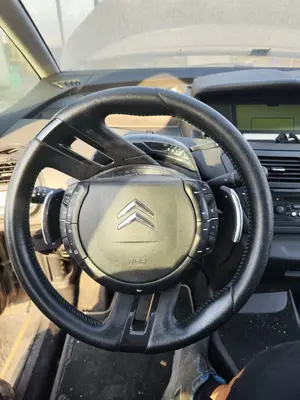 Foto de VOLANTE CITROEN GRAND C4 PICASSO 1.6 16V HDi FAP (109 CV / 80 KW) referencia 4109NC
