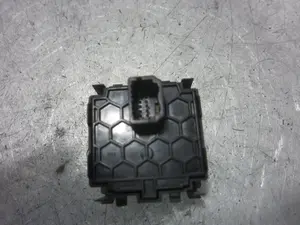 Foto de MANDO MULTIFUNCION RENAULT CAPTUR I 1.5 dCi Diesel FAP Energy (90 CV / 66 KW) referencia 251900567R foto 4