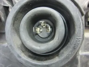 Foto de FARO IZQUIERDO DACIA LOGAN 1 1.6 CAT (87 CV / 64 KW) referencia 8200211005 foto 6