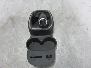 Foto de GUARNECIDOS PALANCA CAMBIO OPEL CORSA D 1.2 16V CAT (Z 12 XEP / LB4) (80 CV / 59 KW) referencia 13205815 foto 4