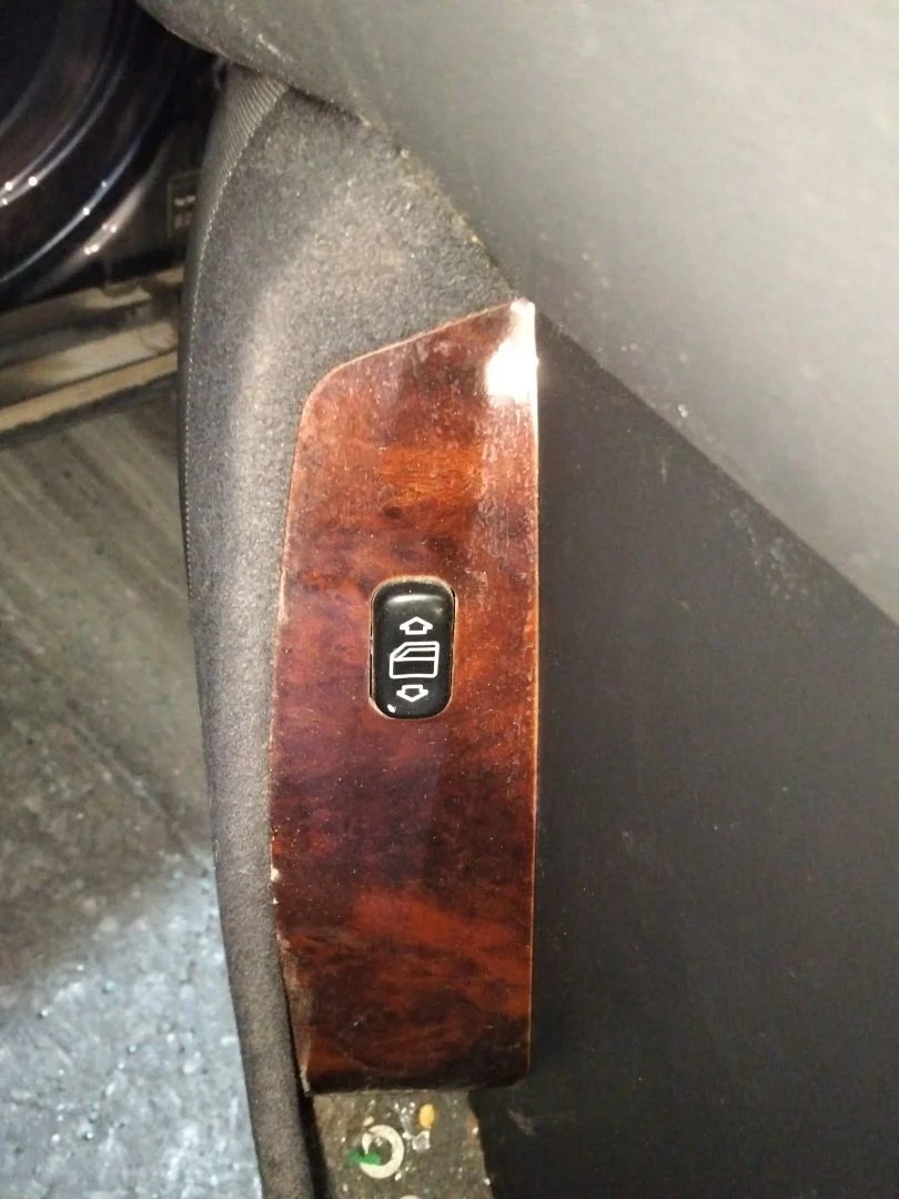 Foto de MANDO ELEVALUNAS DELANTERO DERECHO MERCEDES-BENZ CLASE S (BM 220) BERLINA