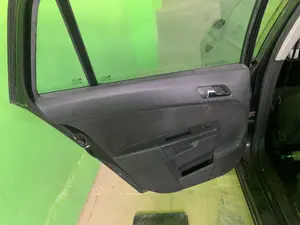Foto de GUARNECIDO PUERTA TRASERA IZQUIERDA OPEL ASTRA H CARAVAN 1.9 16V CDTI CAT (Z 19 DTH / LRD) (150 CV / 110 KW)