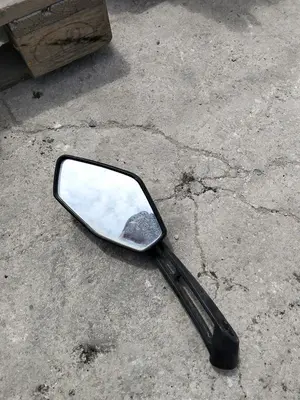 Foto de RETROVISOR IZQUIERDO APRILIA SR 50 50 cm3 - 3.1 kW (0 CV / 0 KW)