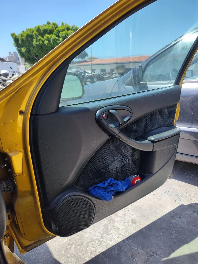 Foto de GUARNECIDO PUERTA DELANTERA DERECHA CITROEN XSARA BERLINA 1.6 16V CAT (NFU / TU5JP4) (109 CV / 80 KW) referencia 9314HG