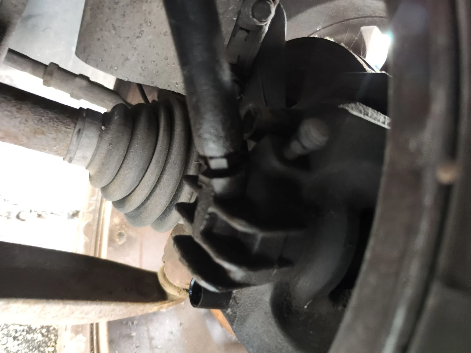 Foto de PINZA DE FRENO DELANTERA IZQUIERDA CITROEN GRAND C4 PICASSO 1.6 16V HDi FAP (109 CV / 80 KW)