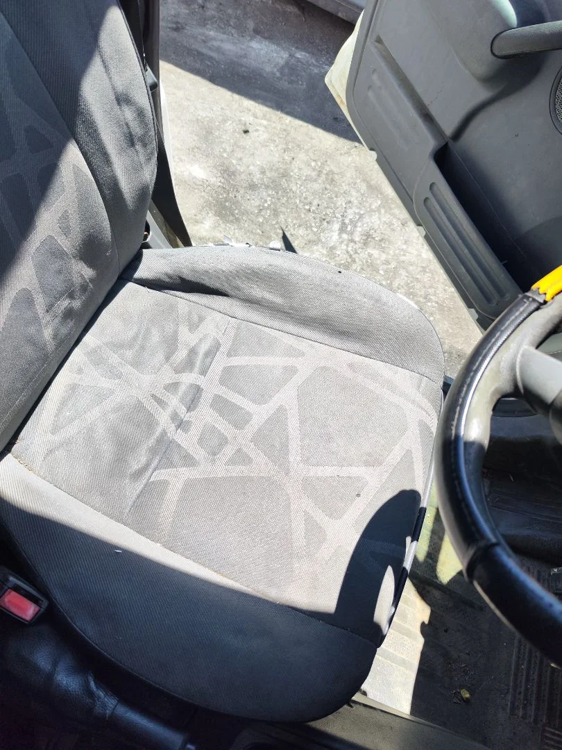 Foto de ASIENTO DELANTERO IZQUIERDO FORD TRANSIT CONNECT (TC7) 1.8 TDCi CAT (90 CV / 66 KW)