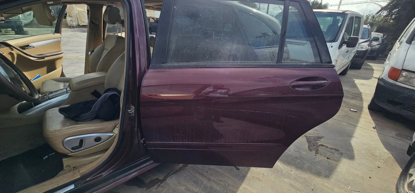 Foto de PUERTA TRASERA IZQUIERDA MERCEDES-BENZ CLASE R (BM 251) 3.0 CDI CAT (224 CV / 165 KW) referencia A2517301105