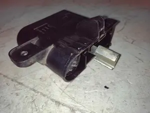 Foto de RELE AUDI A3 SEDÁN (8YS) referencia 1K0937517 foto 3