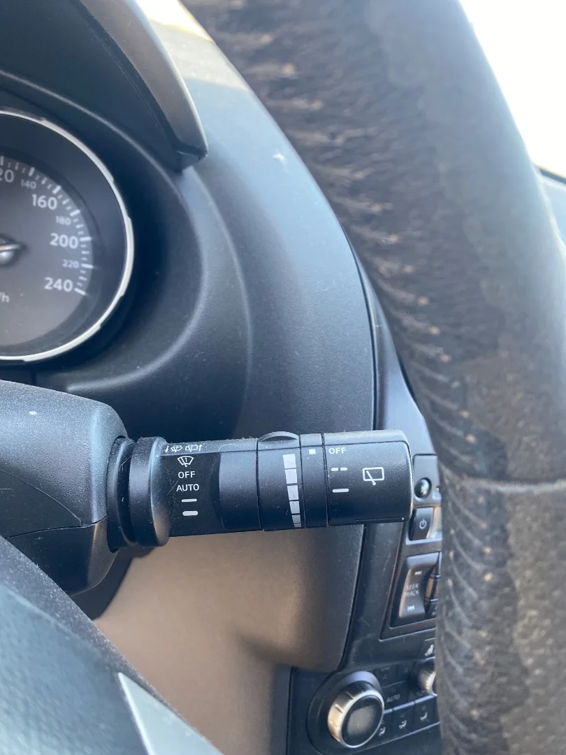 Foto de MANDO LIMPIA NISSAN QASHQAI (J10) 2.0 16V CAT (141 CV / 104 KW) referencia 25260JD00A