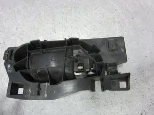 Foto de MANETA INTERIOR DELANTERA IZQUIERDA PEUGEOT 207 1.4 HDi FAP (68 CV / 50 KW) referencia 96802456VV foto 3