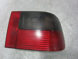 Foto de PILOTO TRASERO DERECHO SEAT IBIZA (6K1) 1.4  (60 CV / 44 KW) referencia 96224000