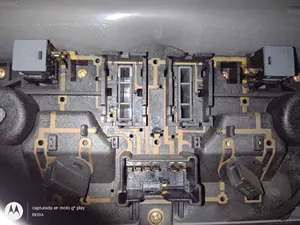 Foto de LUZ INTERIOR KIA CARENS (RS) 2.0 Turbodiesel CAT (113 CV / 83 KW) referencia 928003E0 foto 2