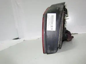 Foto de PILOTO TRASERO IZQUIERDO VOLKSWAGEN GOLF III (1H1)(11.1991) 1.9 TDI (90 CV / 66 KW) referencia 1H6945257 foto 7