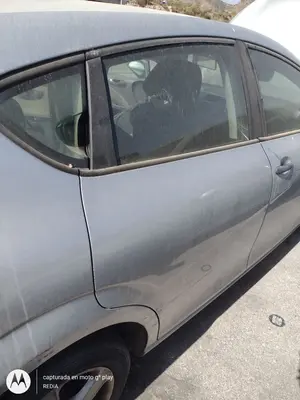 Foto de PUERTA TRASERA DERECHA SEAT LEON (1P1) 1.9 TDI (105 CV / 77 KW) referencia 1P0833056