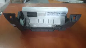 Foto de PANTALLA MULTIFUNCION RENAULT MEGANE II BERLINA 5P 1.9 dCi Diesel FAP CAT (110 CV / 81 KW) referencia 8200290542 foto 2