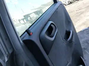 Foto de ELEVALUNAS TRASERO DERECHO OPEL CORSA C 1.2 16V CAT (Z 12 XE / LW4) (75 CV / 55 KW)