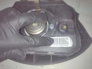 Foto de AIRBAG DELANTERO IZQUIERDO RENAULT MEGANE I FASE 2 COUPE (DA...) 1.9 dCi Diesel CAT (102 CV / 75 KW) referencia 7700427616F foto 5