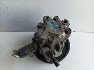 Foto de BOMBA DIRECCION MITSUBISHI MONTERO SPORT (K90) referencia MR448507