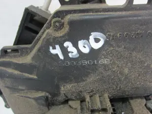 Foto de CERRADURA PUERTA TRASERA DERECHA AUDI A6 BERLINA (4B2) 2.5 V6 24V TDI (150 CV / 110 KW) referencia 4B0839016B foto 4