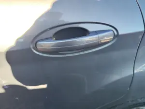 Foto de MANETA EXTERIOR TRASERA IZQUIERDA FORD C-MAX (CB7) 1.6 TDCi CAT (116 CV / 85 KW)
