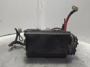 Foto de CAJA RELES / FUSIBLES OPEL ASTRA J BERLINA 5P 1.7 16V CDTI (110 CV / 81 KW) referencia 13313205 foto 7
