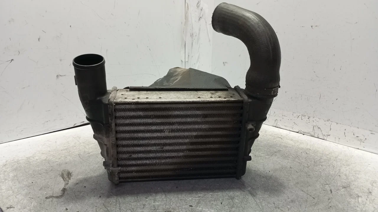 Foto de INTERCOOLER VOLKSWAGEN PASSAT VARIANT (3B5) 1.9 TDI (116 CV / 85 KW) referencia 1R01402007