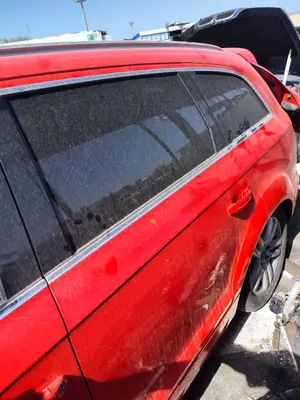 Foto de PUERTA TRASERA IZQUIERDA AUDI Q7 (4L) 3.0 V6 24V TDI (233 CV / 171 KW) referencia 4L0833051 foto 2