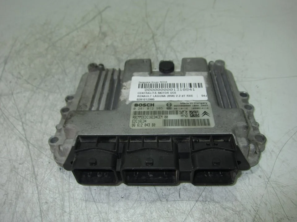 Foto de CENTRALITA MOTOR UCE RENAULT LAGUNA (B56) 2.2 Turbodiesel (113 CV / 83 KW) referencia 0281012985