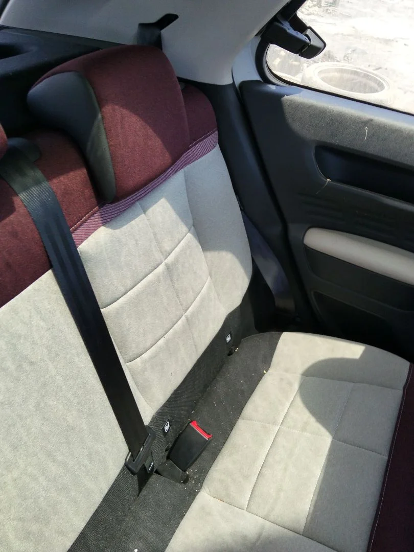 Foto de ASIENTOS TRASERO IZQUIERDO CITROEN C4 CACTUS 1.2 12V VTi (82 CV / 60 KW)