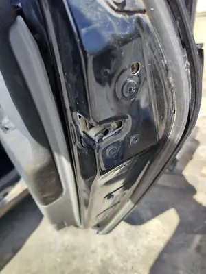 Foto de CERRADURA PUERTA TRASERA DERECHA RENAULT SCENIC II (JM) 1.5 dCi Diesel (101 CV / 74 KW) referencia 8200119333 foto 6