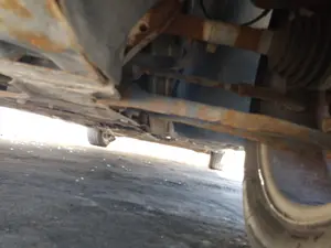 Foto de BRAZO SUSPENSION DELANTERO DERECHO RENAULT CLIO III 1.4 16V (98 CV / 72 KW)