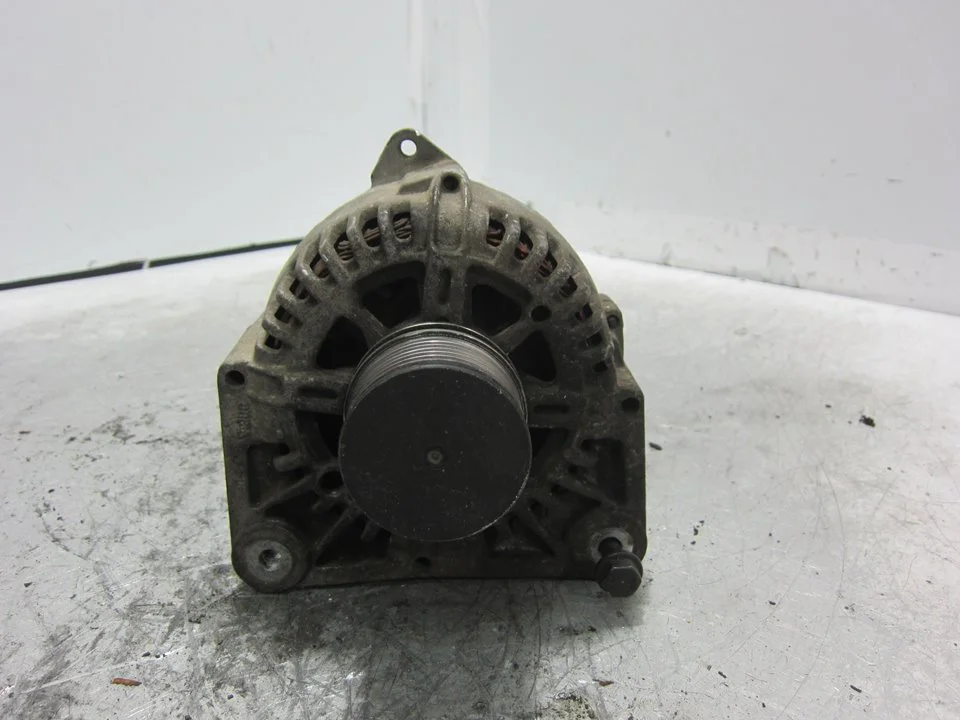 Foto de ALTERNADOR RENAULT CLIO II FASE II (B/CB0) 1.5 dCi Diesel (82 CV / 60 KW) referencia 8200386806