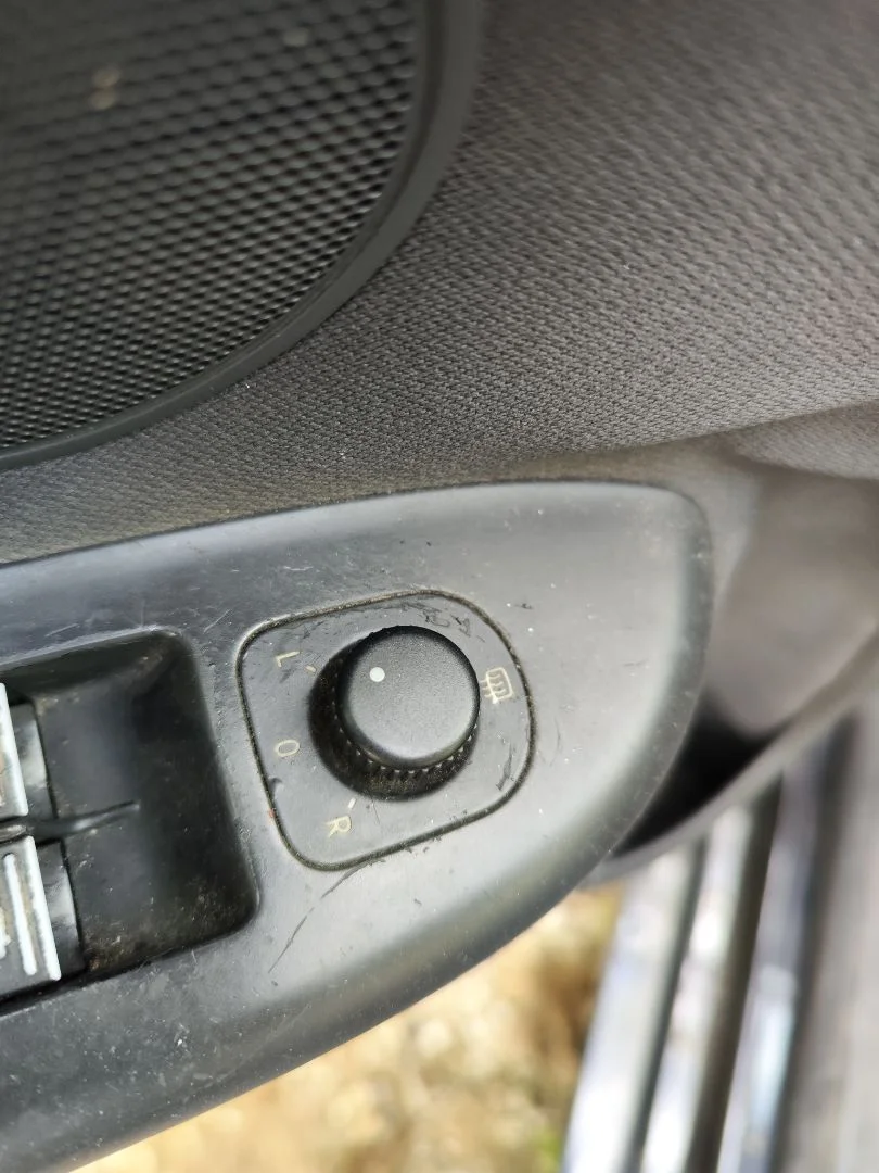 Foto de MANDO RETROVISOR VOLKSWAGEN GOLF PLUS V (5M1) 1.9 TDI (105 CV / 77 KW)
