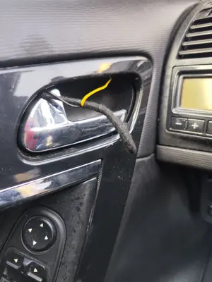 Foto de MANETA INTERIOR DELANTERA IZQUIERDA CITROEN GRAND C4 PICASSO 1.6 16V HDi FAP (109 CV / 80 KW)