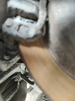 Foto de PINZA DE FRENO TRASERA DERECHA KIA CARNIVAL 2.9 CRDi CAT (185 CV / 136 KW) referencia 582304D200