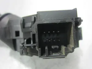 Foto de MANDO INTERMITENTES FORD FIESTA (CNN) 1.5 TDCi CAT (75 CV / 55 KW) referencia 8A6T1335AD foto 3