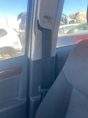 Foto de CINTURON SEGURIDAD DELANTERO DERECHO OPEL ZAFIRA B 1.9 CDTI (120 CV / 88 KW) referencia 13242305