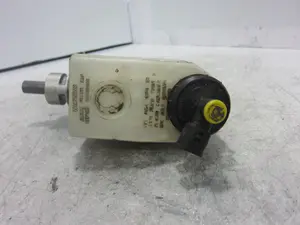 Foto de BOMBA FRENO RENAULT MEGANE I FASE 2 BERLINA (BA0) 1.9 dTi Diesel (80 CV / 59 KW) foto 2