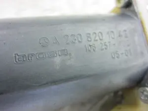 Foto de ELEVALUNAS DELANTERO IZQUIERDO MERCEDES-BENZ CLK (BM 209) COUPE 2.7 CDI 20V CAT (170 CV / 125 KW) referencia 0130821921 foto 2