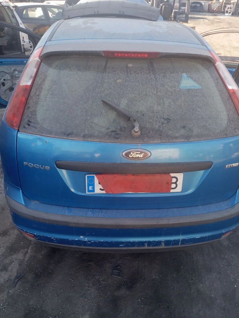 Foto de PORTON TRASERO FORD FOCUS BERLINA (CAP) 1.6 TDCi CAT (109 CV / 80 KW)